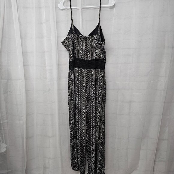 No Boundaries Black White Floral Halter Jumpsuit Boho Crochet Wide Leg 3XL - Picture 7 of 10